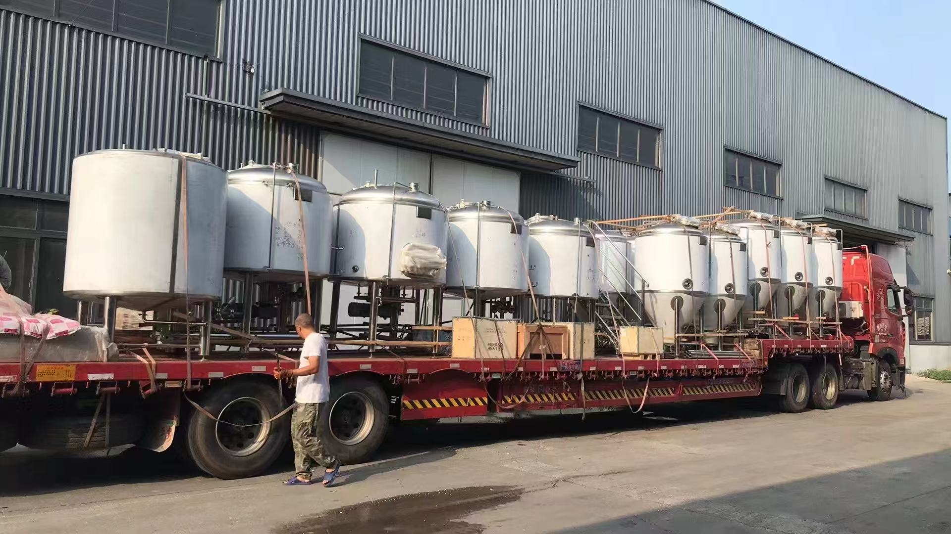 河西精酿啤酒设备厂—精酿啤酒设备